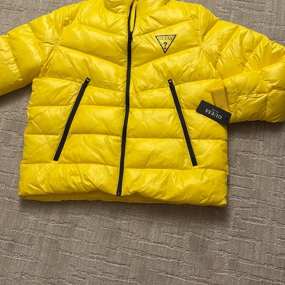 GUESS Men's Mid-Weight Puffer Jacket - Picture 5 of 10